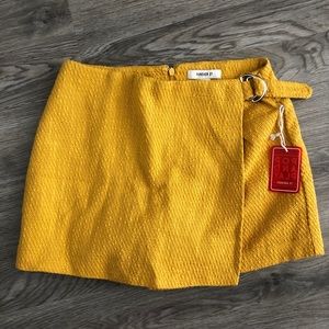 NWT yellow forever 21 skort